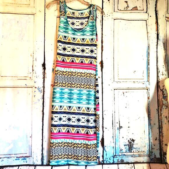 Love Ari Bodycon Sheath Dress Size L Sleeveless Stretch Midi Southwest Print - Picture 9 of 9